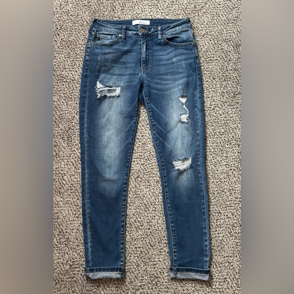 KanCan jeans size 28